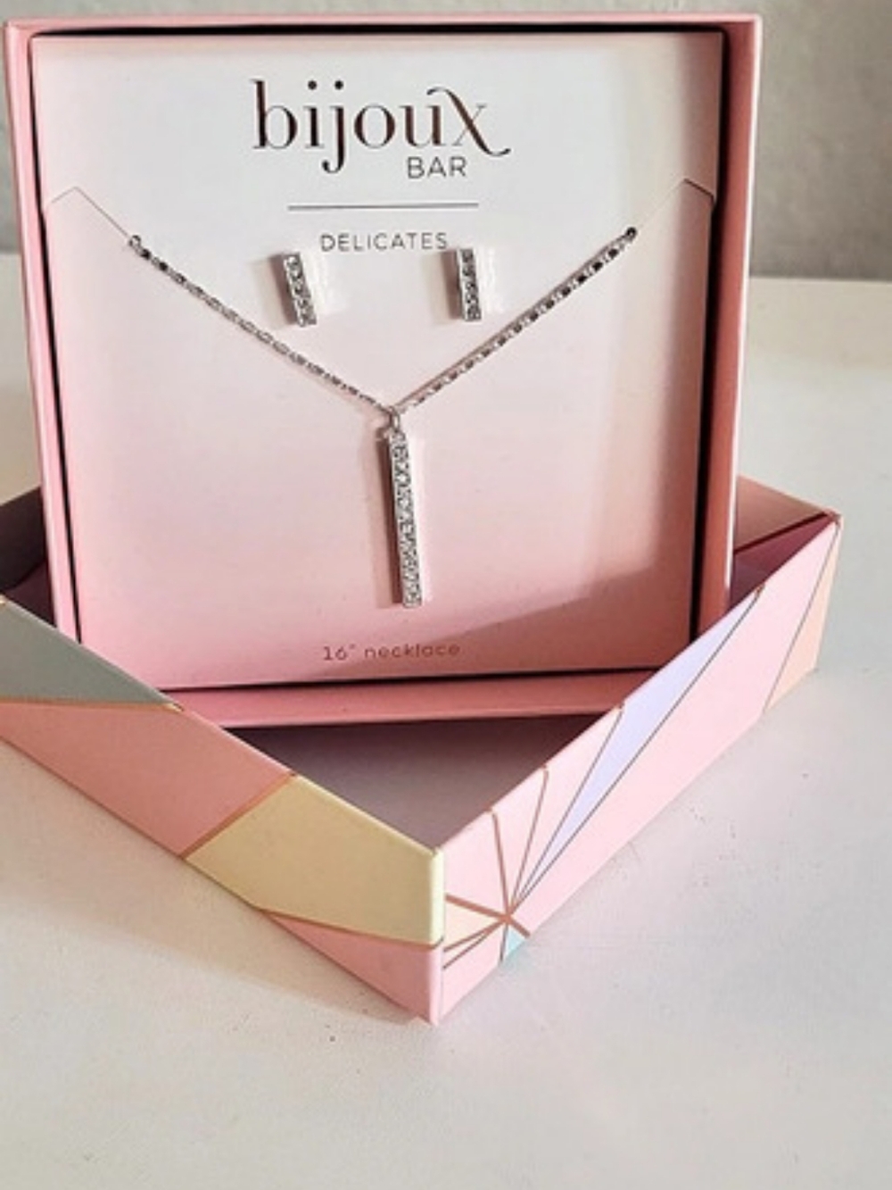 bijoux BAR Delicate Stower Geometric Pendant Necklace in Silver NWT